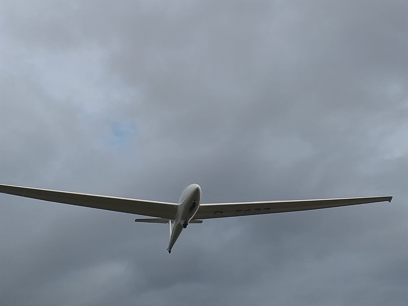 Unsere ASK21 im Endanflug